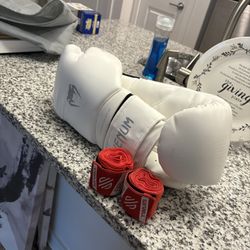 16 Oz Venum Boxing Gloves 