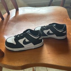 Nike Black,white Size 8