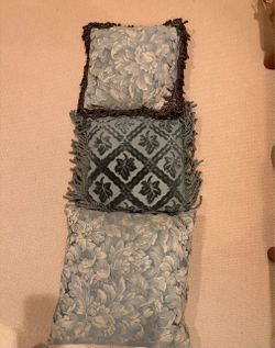 Set of 3 Decorative Throw Pillows
