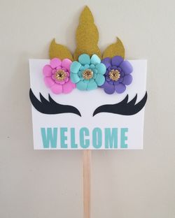 Unicorn welcome sign. Birthday party decorations