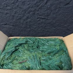 4Pcs 9FT Christmas Garlands