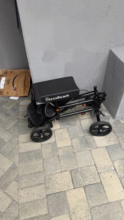 Knee scooter