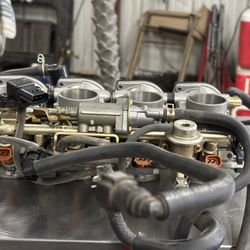 03-05 Yamaha Carbs 