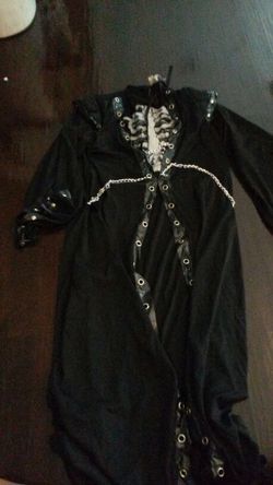 Boys costume robe sz 10 to 14