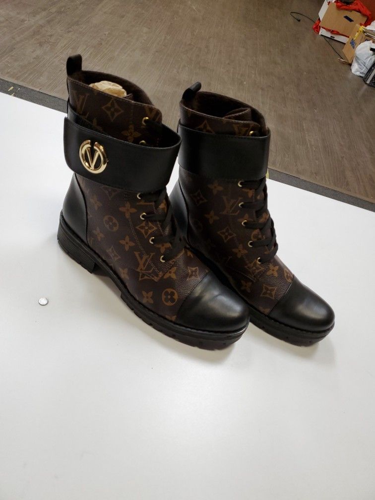 LV Boots