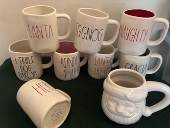 RaeDunn. collection of Christmas Mugs 🌲✨☕️