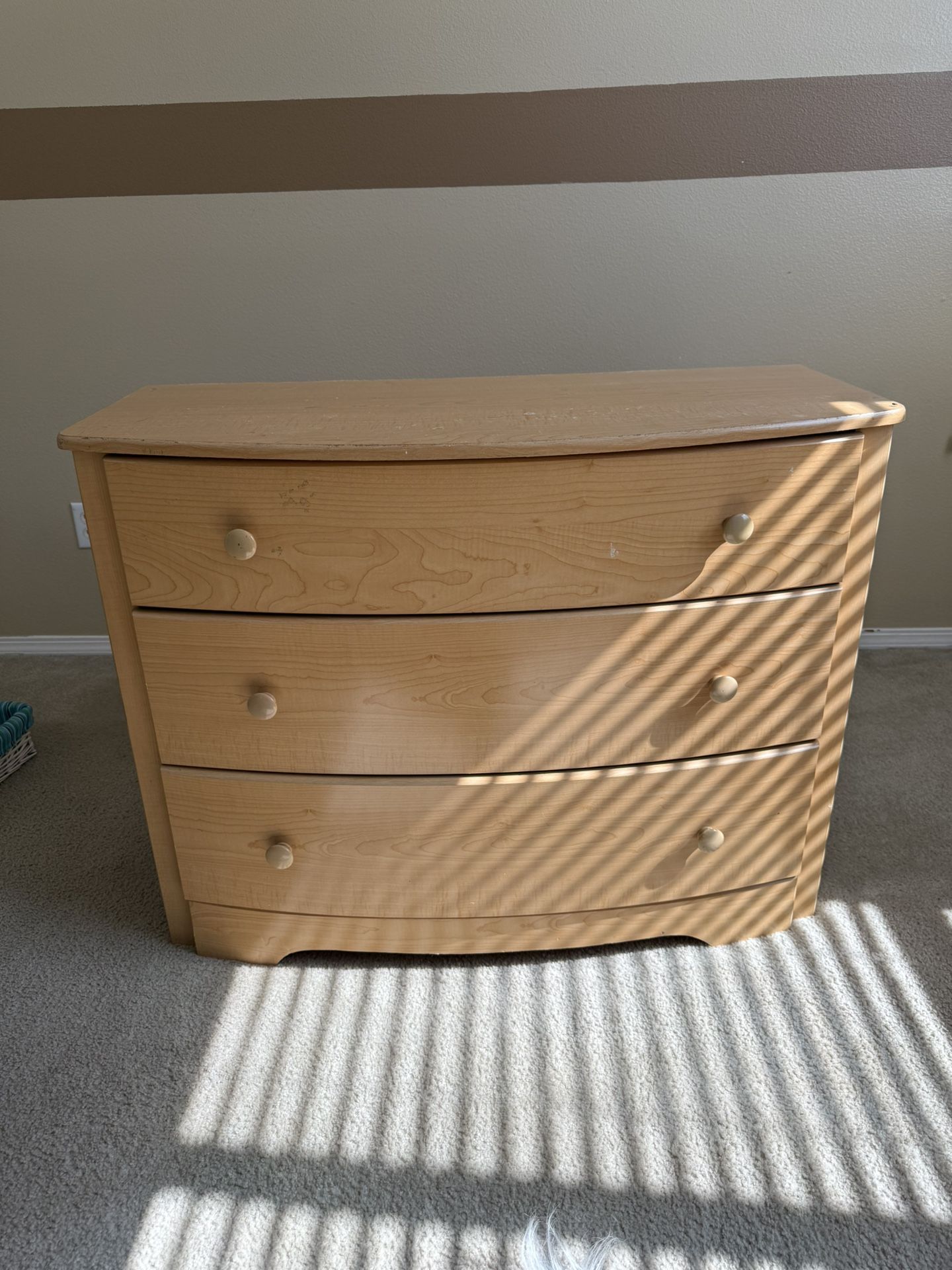 Brown 3- Drawer Dresser