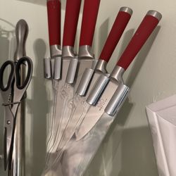 Red Handle Knife Set