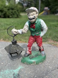 Lawn Jockey Statue 27”