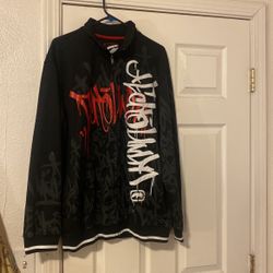 Size Large 