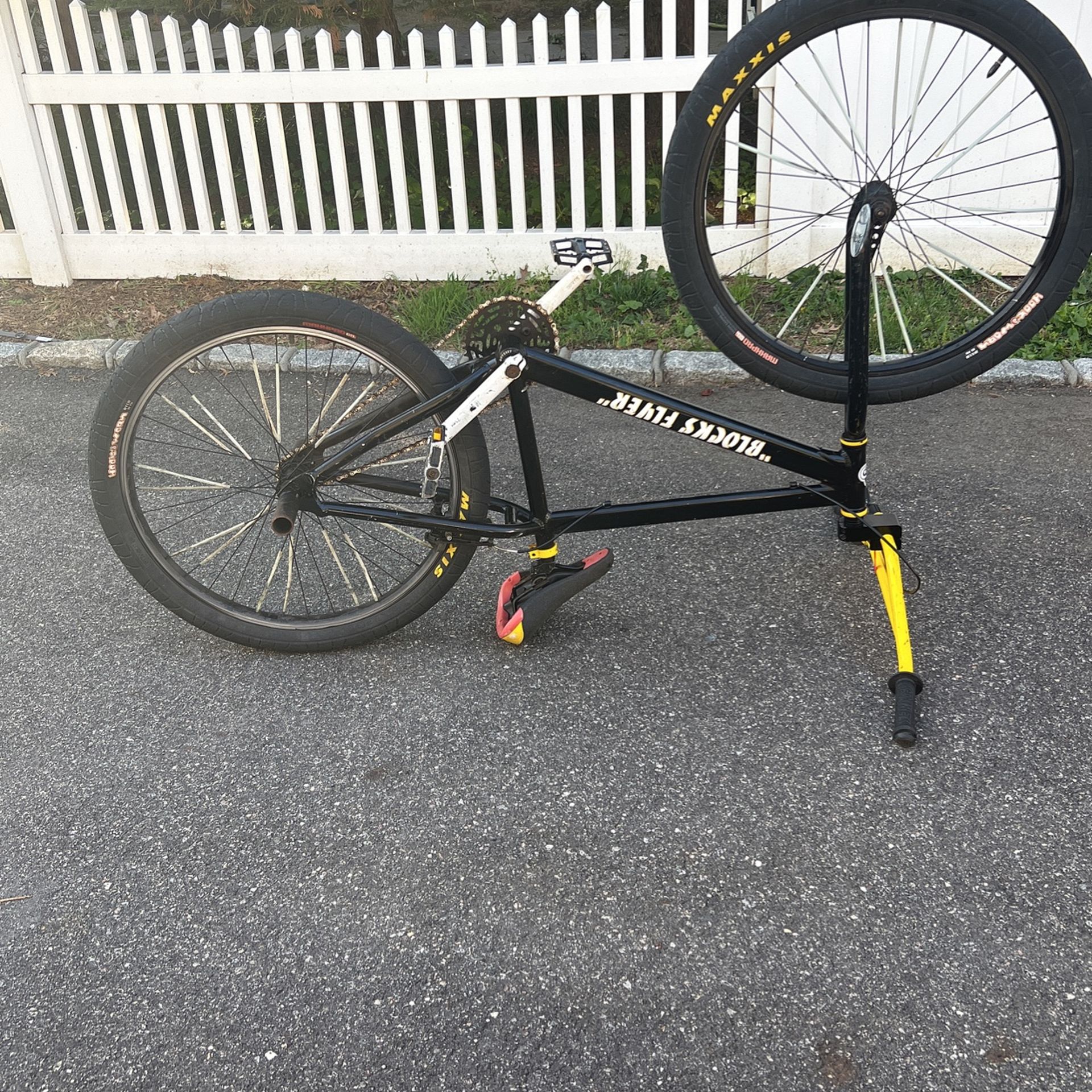 SE Blocks Flyer for Sale in Seaford, NY OfferUp