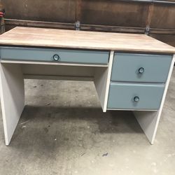 Newly refinished oak desk made just for you