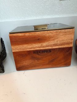 Hearth and hand magnolia wood recipe box