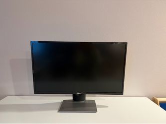 Dell 27” IPS Monitor (SE2717HR) – Excellent Condition