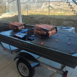 DuraNautic 14' Jon boat converted to bass boat