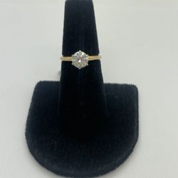 LADIES RING 14KT YG, 1.21ctw NATURAL DIAMOND, SIZE 5.25, 2.7 GRAMS 