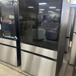 Samsung Bespoke 4-door French Door Refrigerator with Family Hub In Charcoal Glass/stainless Steel 36” 29 Cu