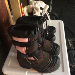 Baffin snow boots