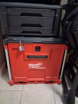 Milwaukee packout