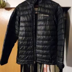 Columbia Feather Insolated sweater