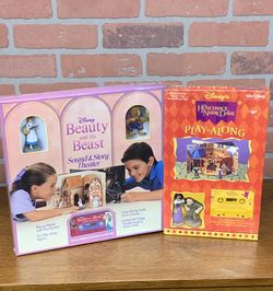 Disney sound And Pop Up Theater (vintage)