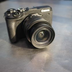 Canon EOS M6 Mark II Mirrorless Camera – 32.5MP, 4K Video, WiFi/Bluetooth