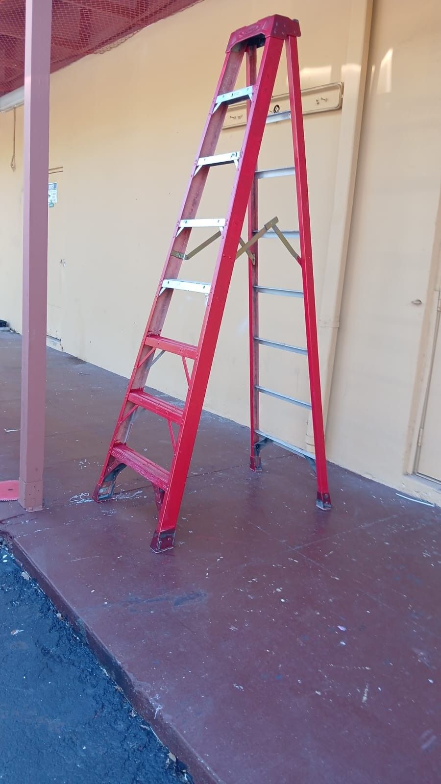 Werner Fiberglass ladder