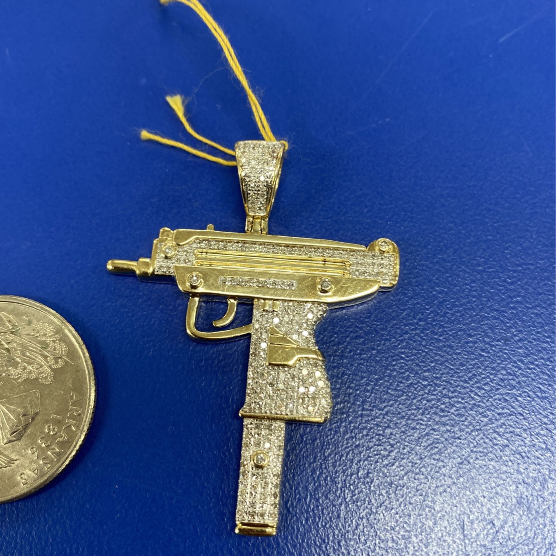 Real Gold Uzi GOLDEN UZI #5 – Mr Art Gallery, image size:1920x1920
