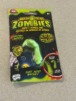 Glow in the Dark ! Zombie Arm Brain Dead Zombies Grow A Zombie Part Monster Toy