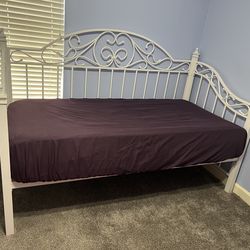 Twin Day Bed