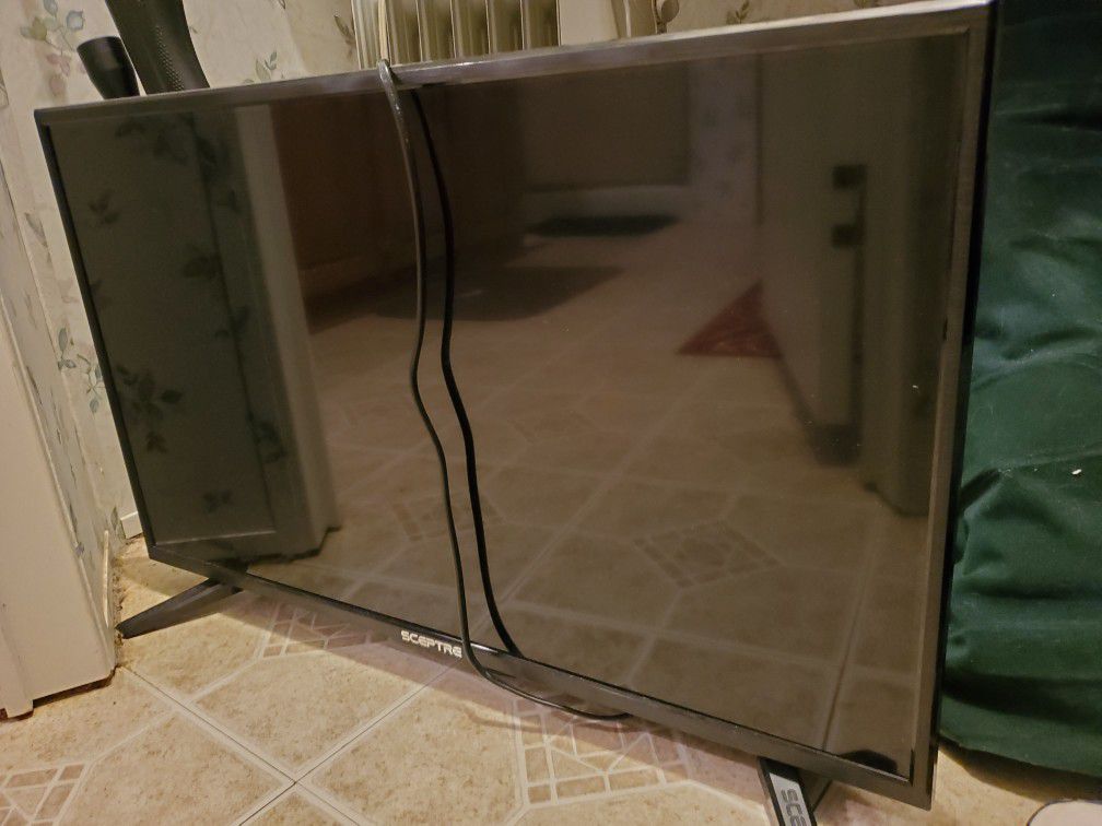 Sceptre tv for sale. 32 inch