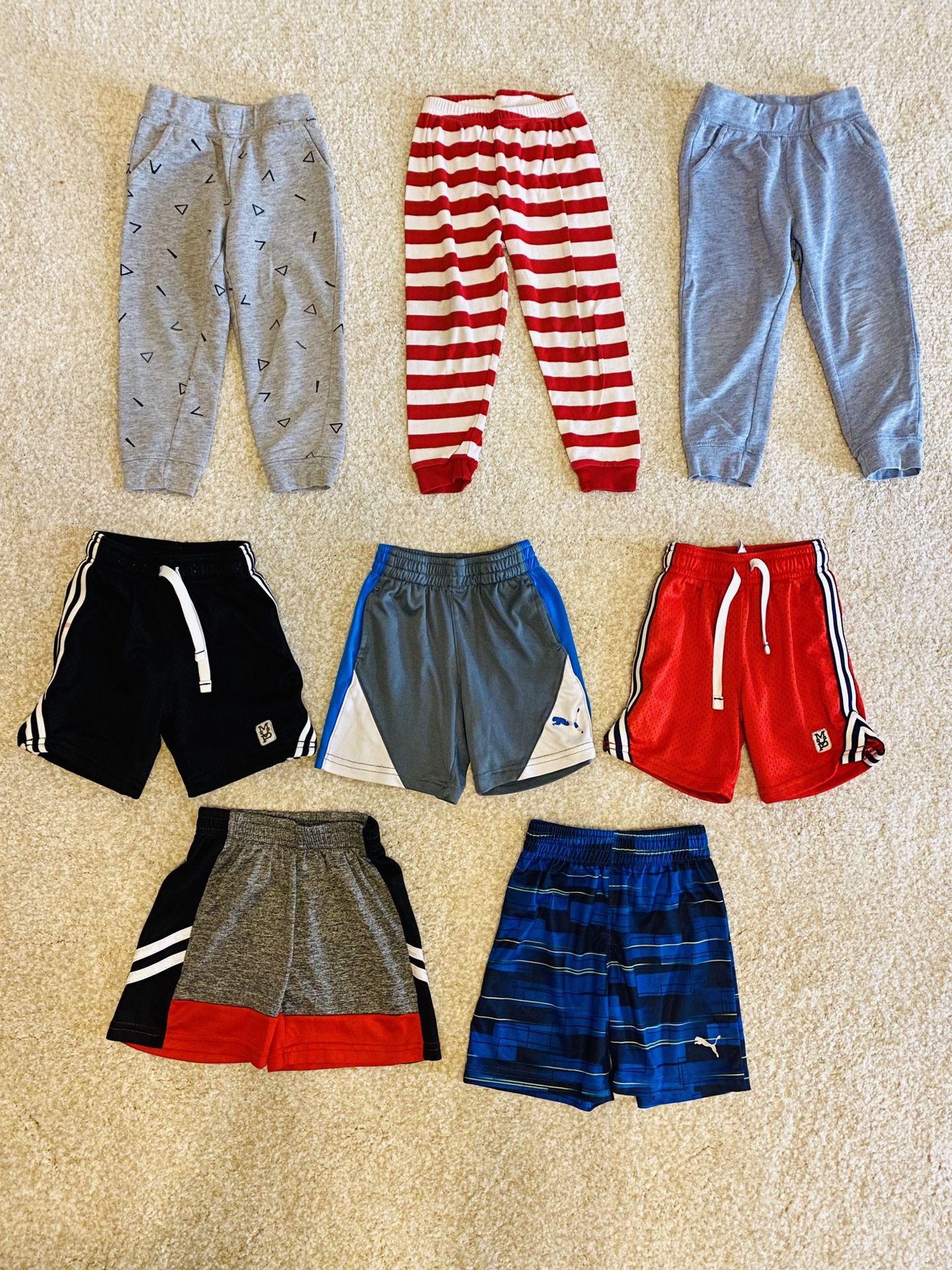 Kids clothes 2T (3 pants, 5 shorts)