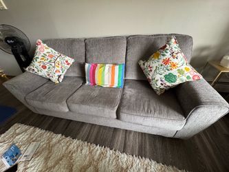 Arlis by Ashley 3-seater sofa