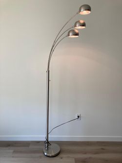 Arc Floor Lamp – Brushed Nickel