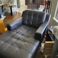 Brown Leather Chaise Lounger