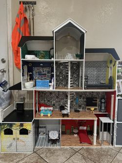 Doll House