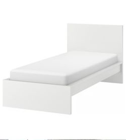 IKEA MALM