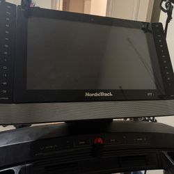 Tredmil Nordic Track 1750