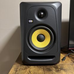 KRK Rotkit 5 Studio Moniters 