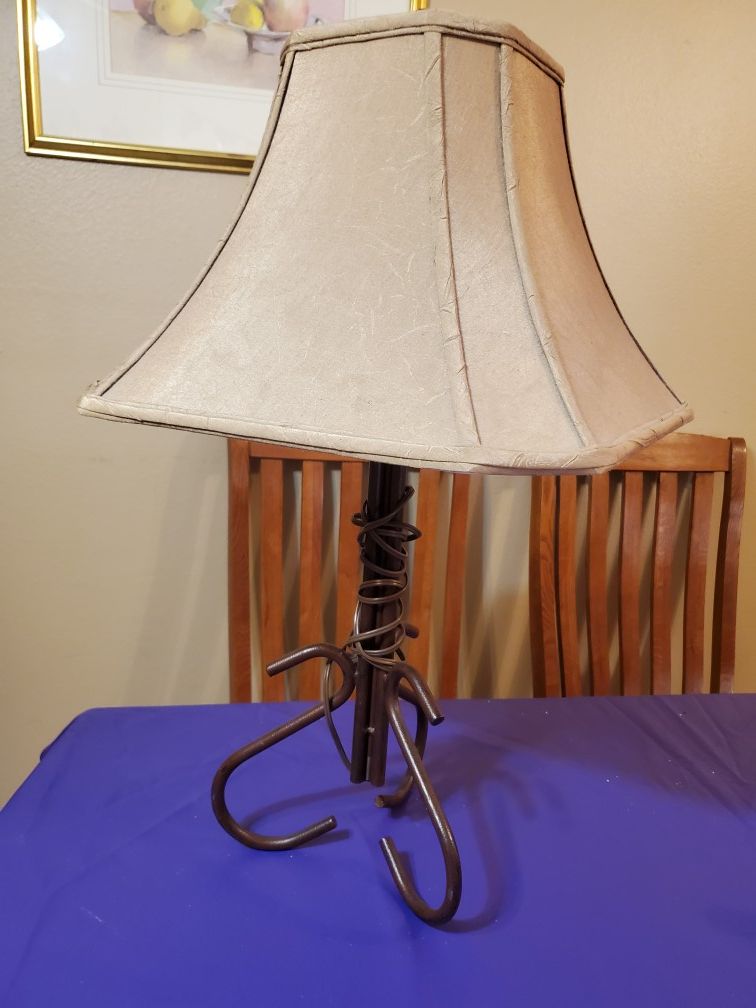 Lamp antique
