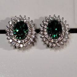 Emerald Green Earrings 