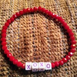 Beautiful  XOXO. Bracelet 🎁🎁🎁