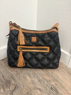 Dooney Bourke Purse 