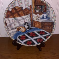 Knowles Fine China Decorative Plate