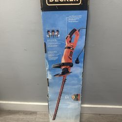Black and decker trimmer