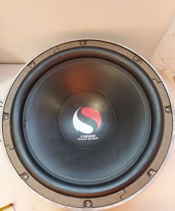 15 Inch Sub
