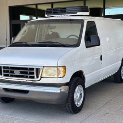 2003 Ford E-350