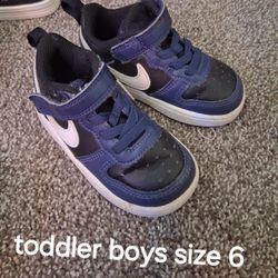 Toddlers Boys Size 6 Nikes