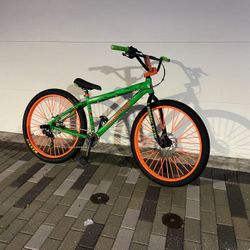 SE Bikes Savage Flyer Used Twice 