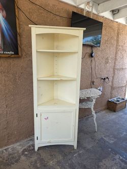 Corner Shelf